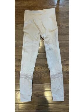 Light pink/ mauve varley seamless leggings size small